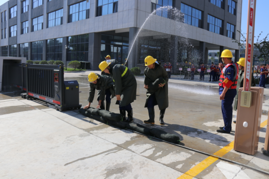 “以‘演’促防 以‘練’備戰(zhàn)”公司保稅區(qū)廠區(qū)開(kāi)展2024年自然災(zāi)害（防臺(tái)風(fēng)、防汛）處置演練活動(dòng)650.png